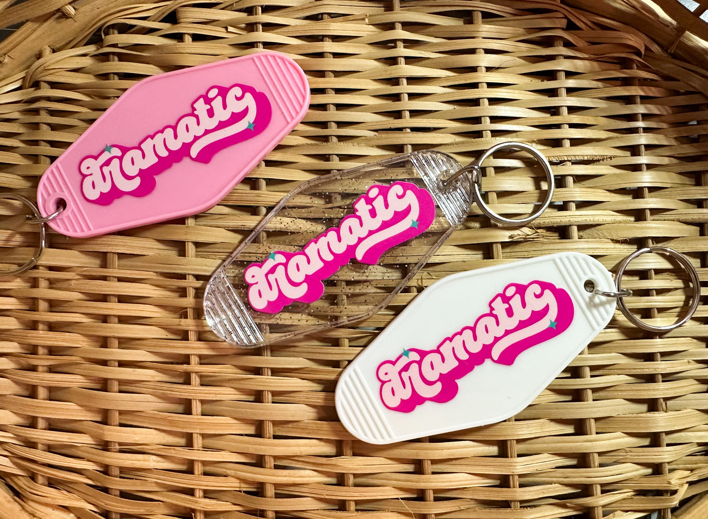 Retro/Vintage Motel Keychain - Dramatic