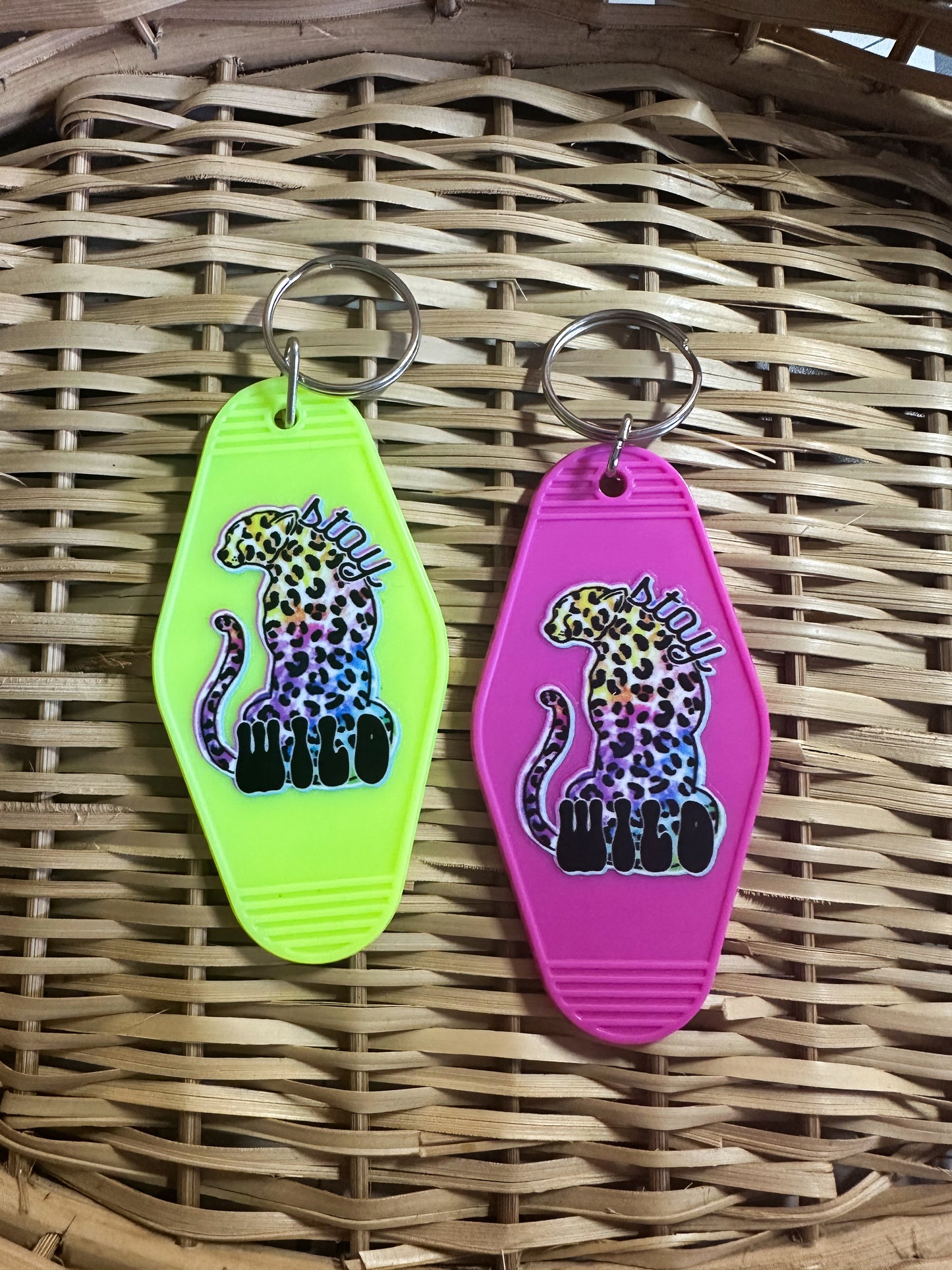 Retro/Vintage Motel Keychain - Stay Wild