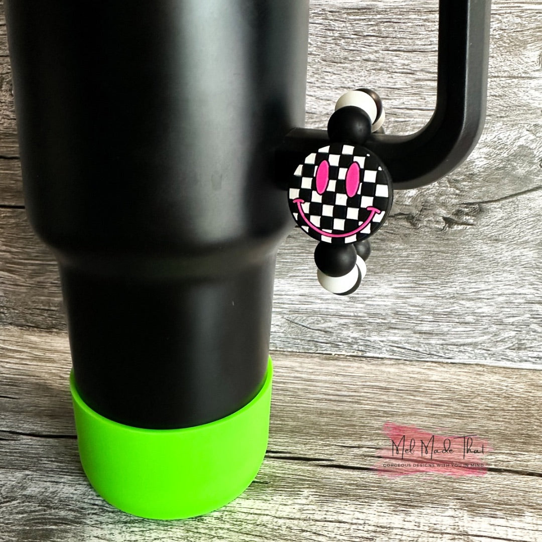 Checkered Smiley and Bow - Tumbler Accessories