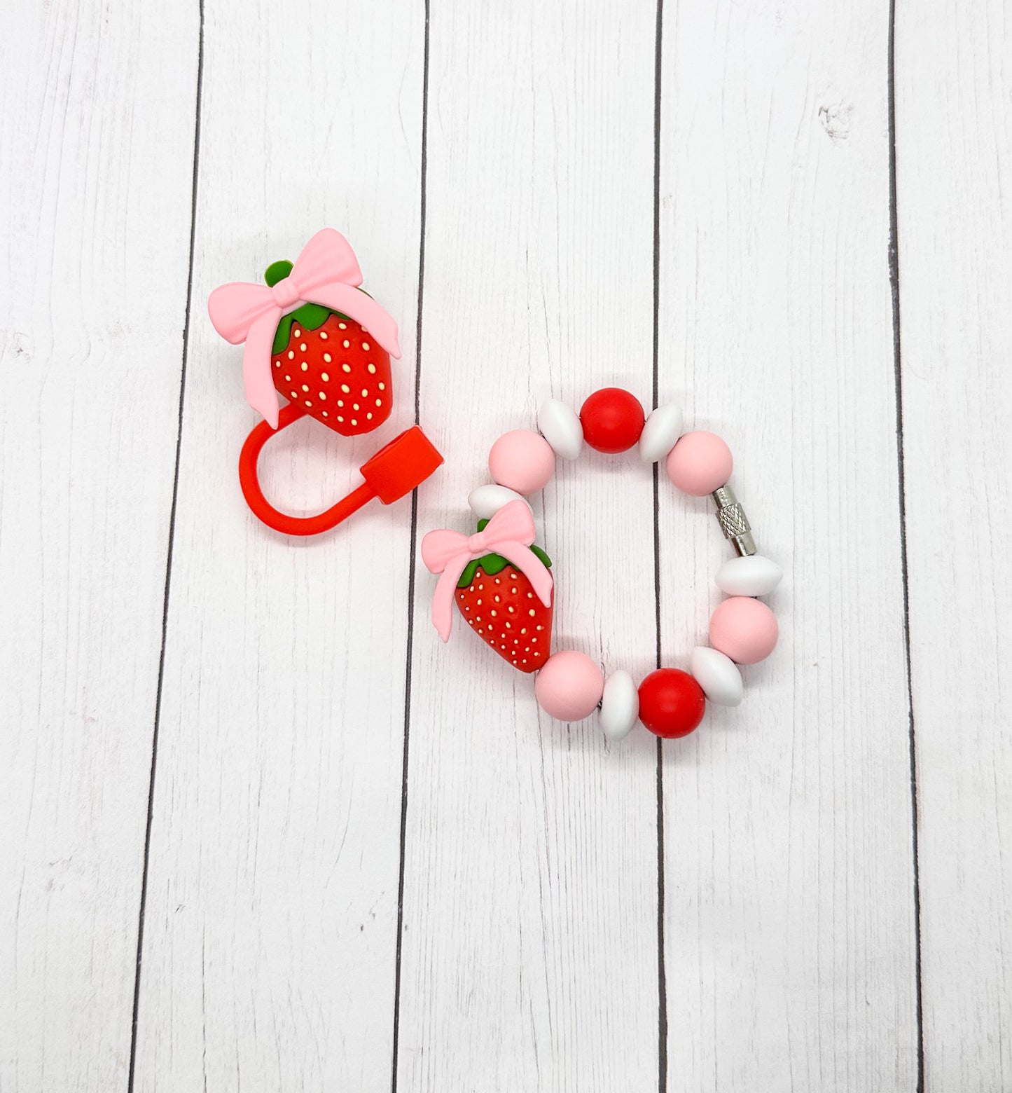 Strawberries and Bows Tumbler Accessories