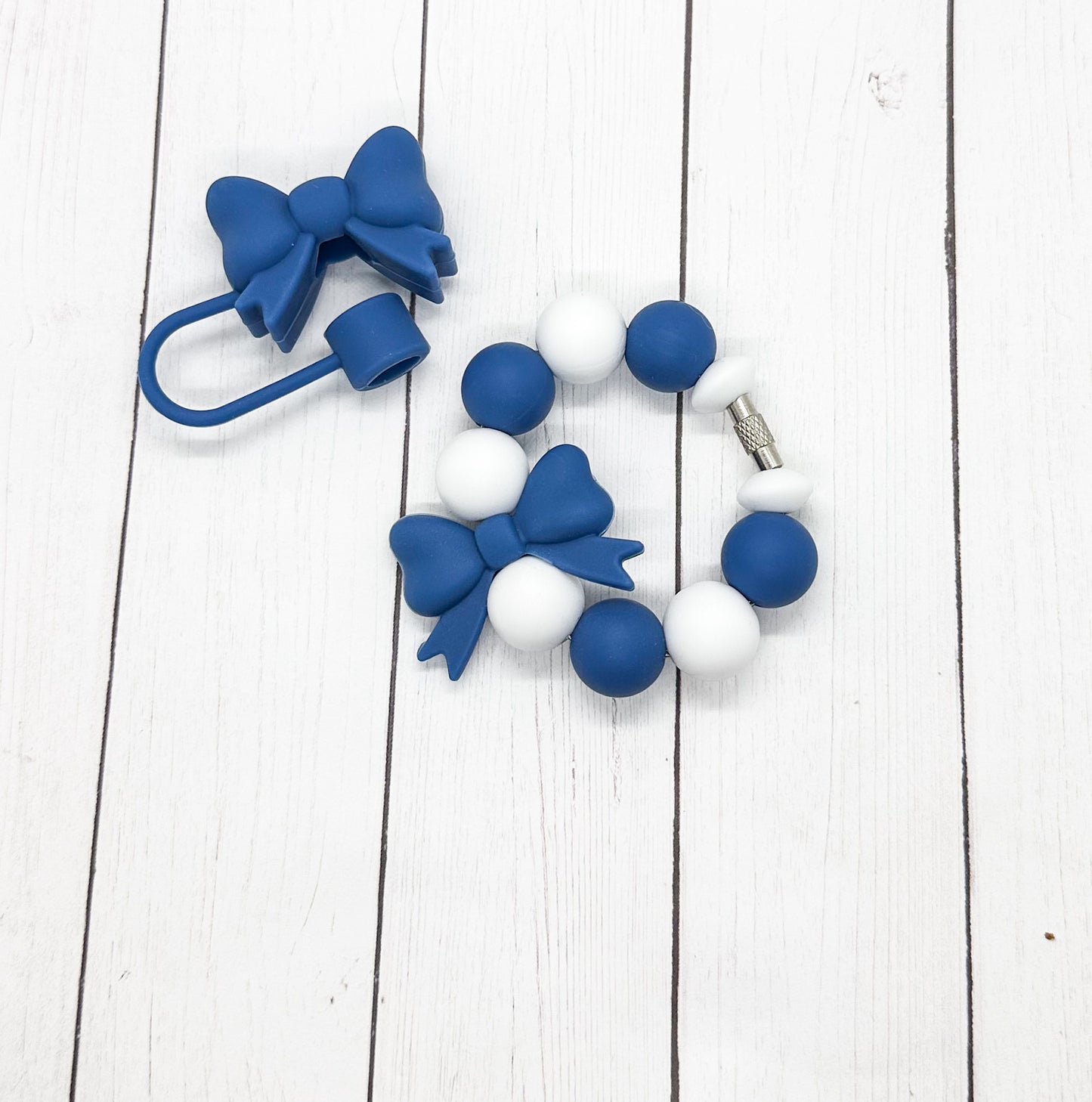 Blue Floral and Bows Tumbler Accessories