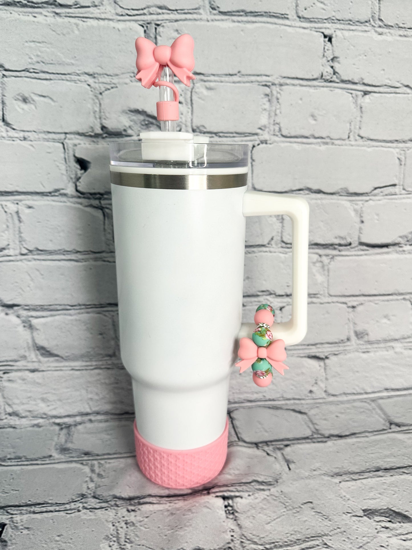 Pink Bows and Floral & Quatrefoil Tumbler Accessories