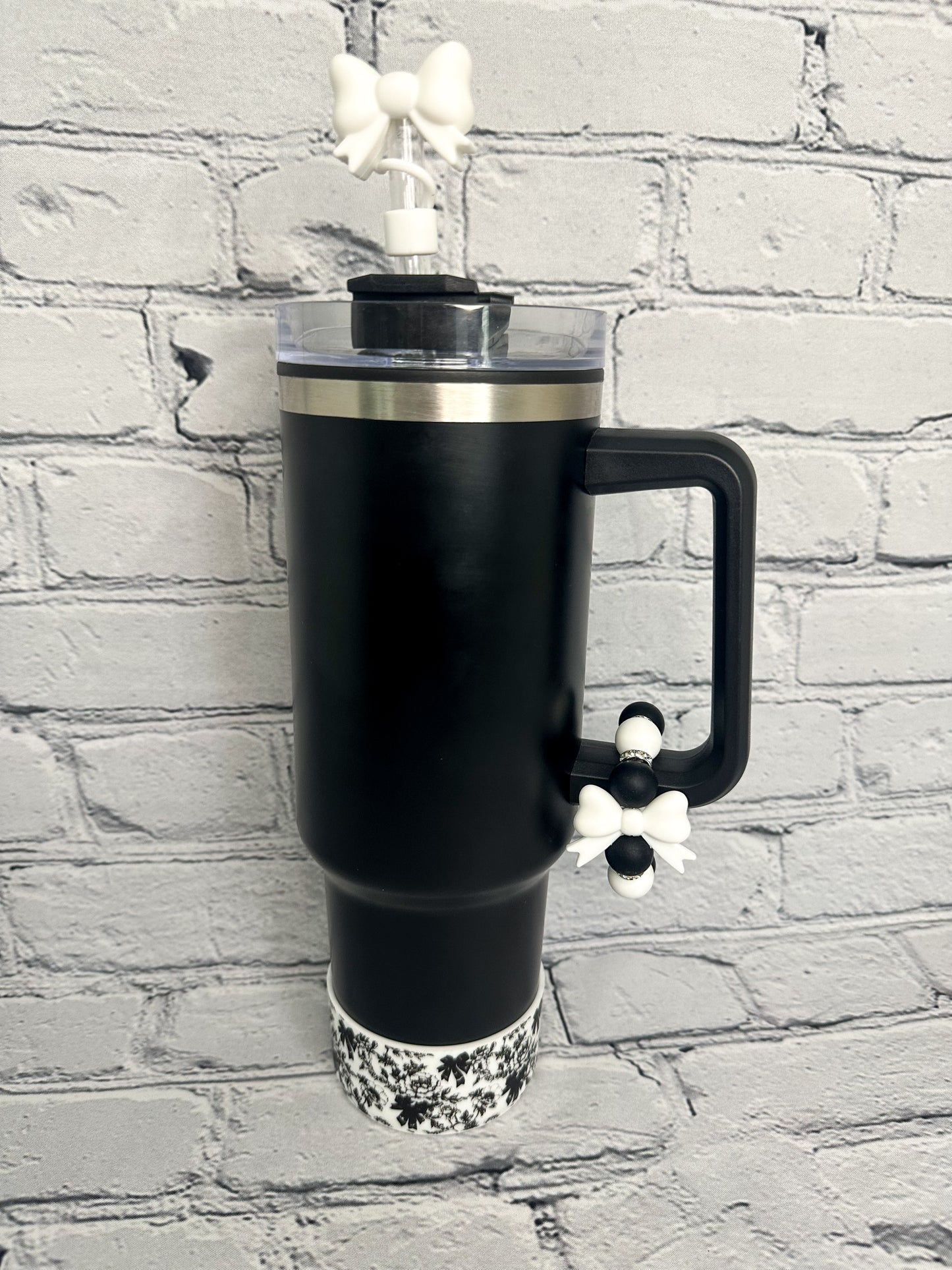 Black and White Floral with Bows Tumbler Accessories