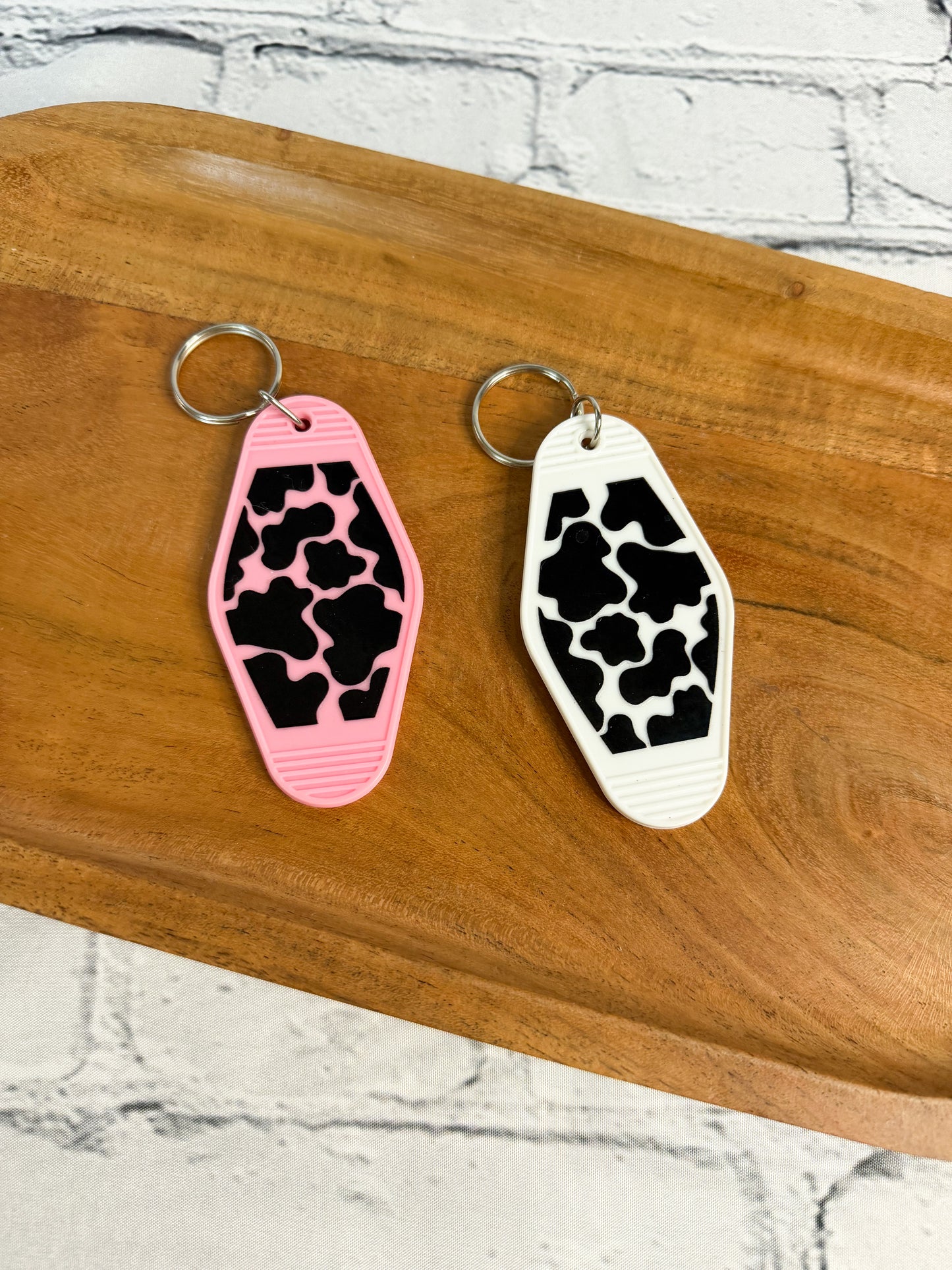 Retro/Vintage Motel Keychain - Western