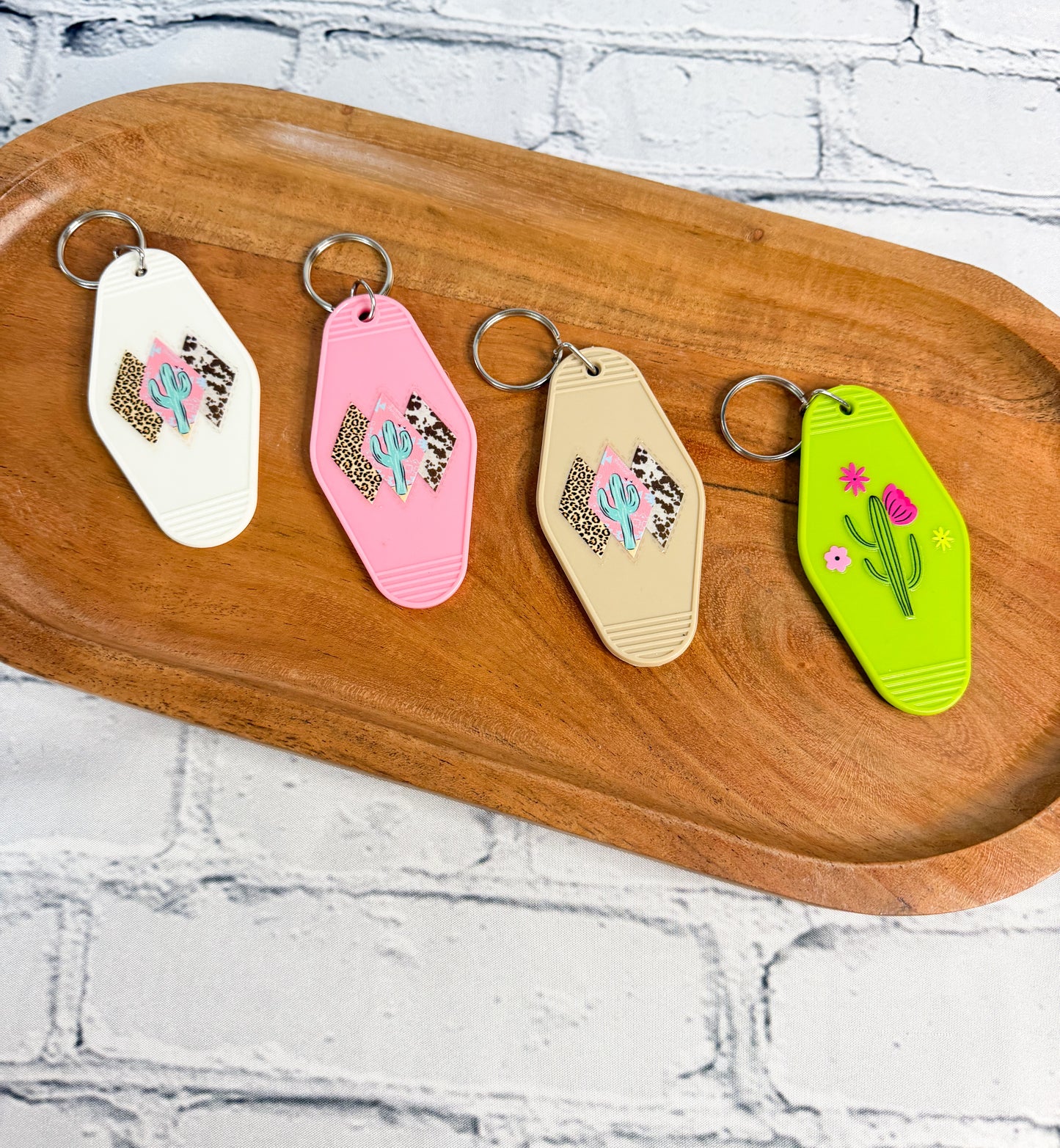 Retro/Vintage Motel Keychain - Western